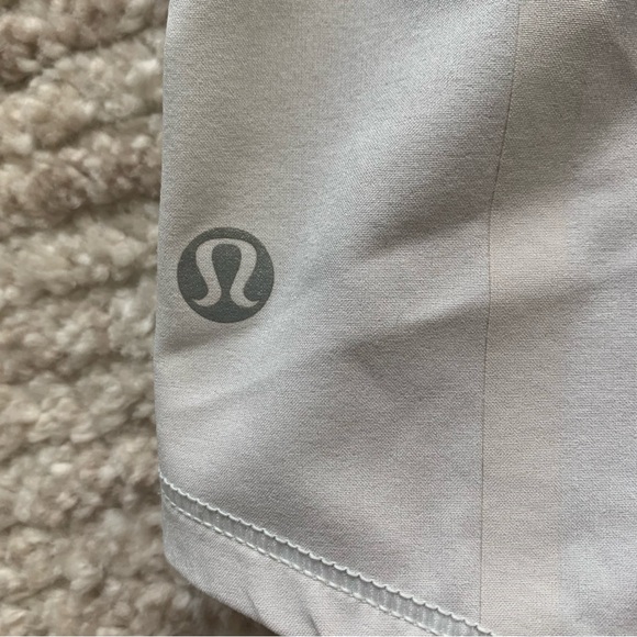 Lululemon Breeze By Skirt Lavender Size 2 - Picture 4 of 8